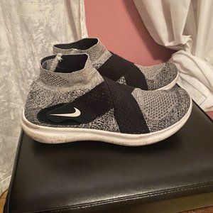 Nike Free Run Motion Flyknit 2017 WMNS size 7.5